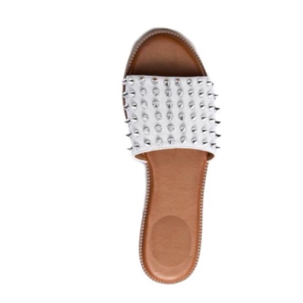 Spiked Slides in White/Silver - Picture 5 of 7